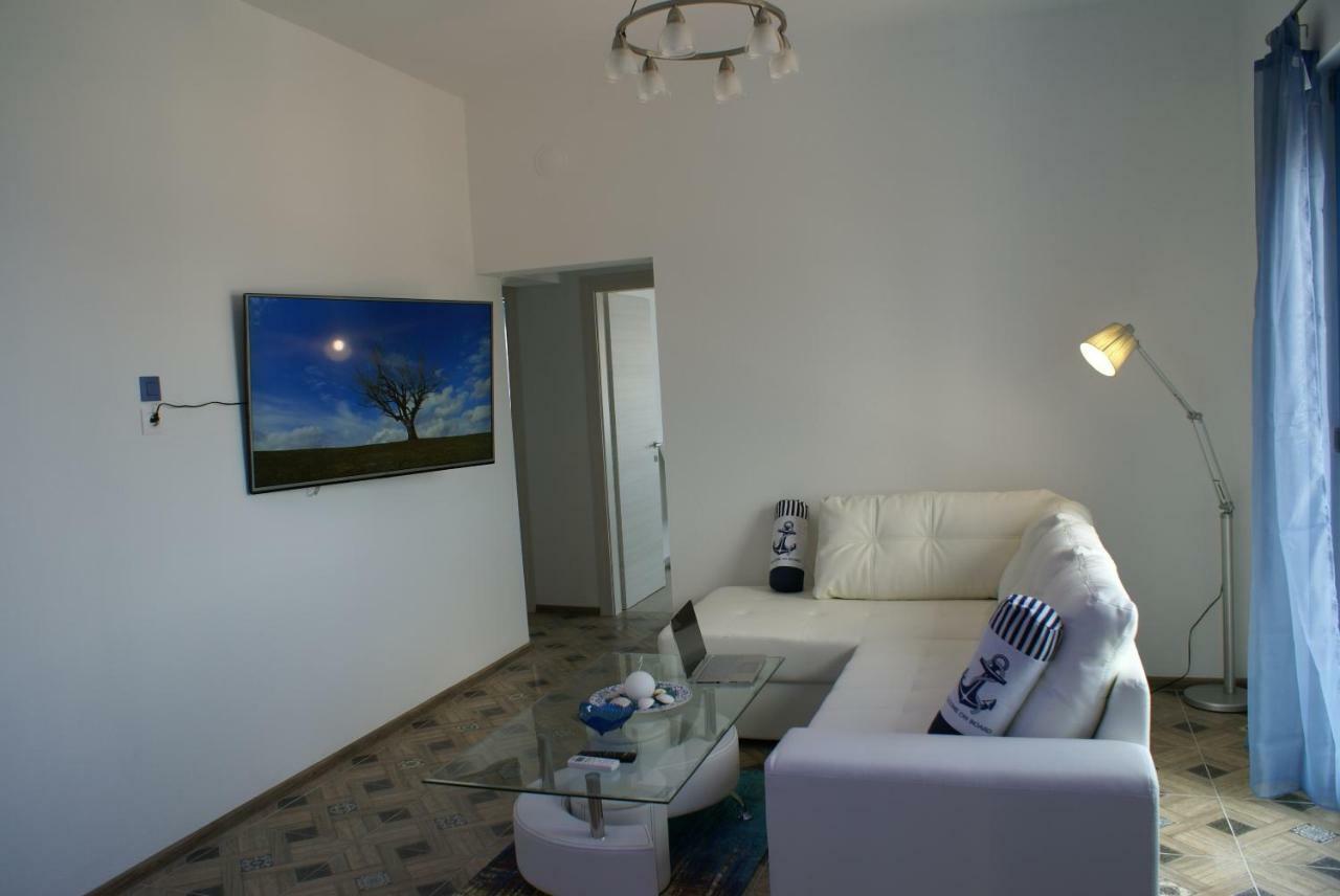 Island Apartment Кавала Экстерьер фото